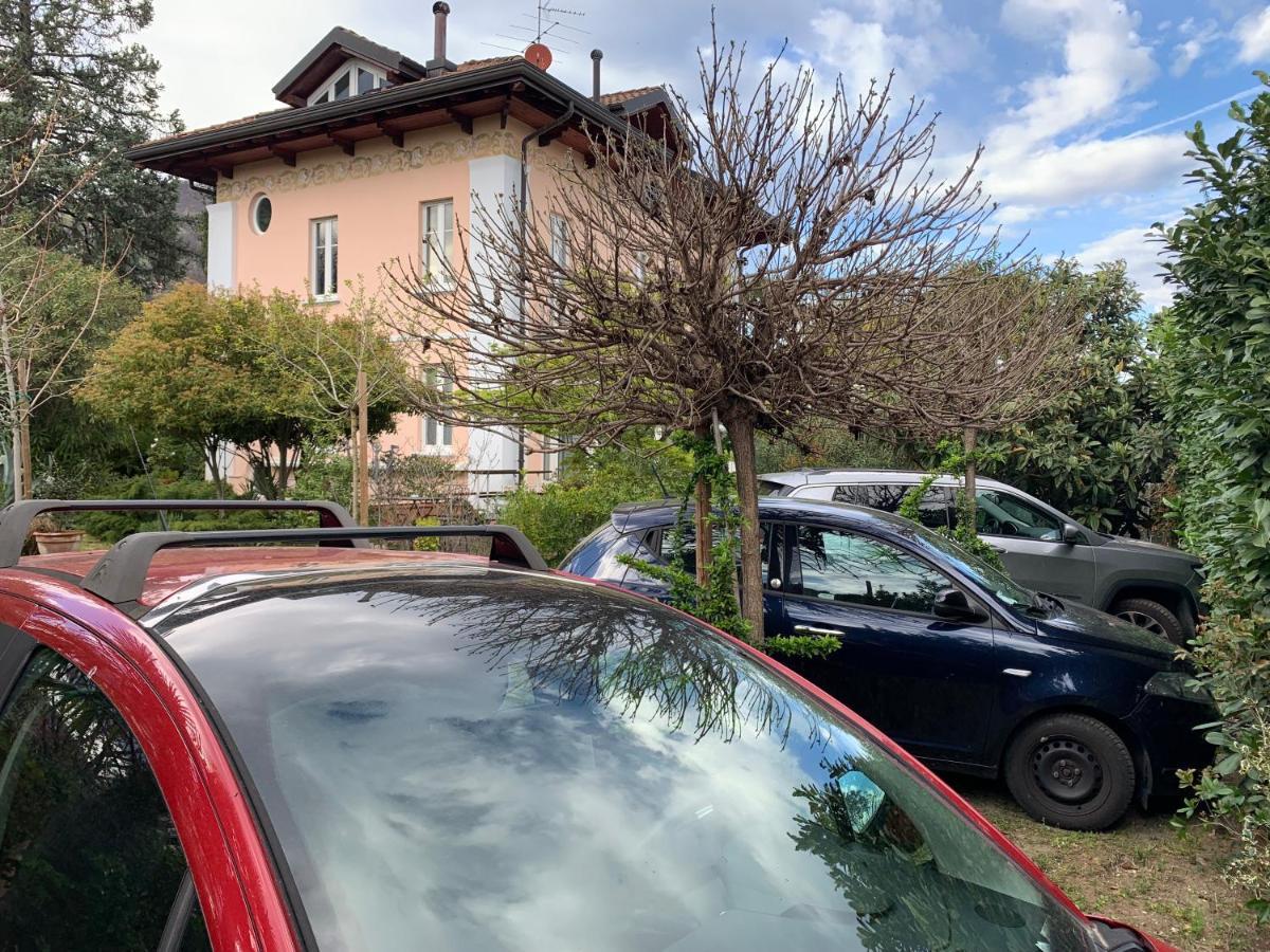 Casabella-Lago Maggiore Lesa Extérieur photo