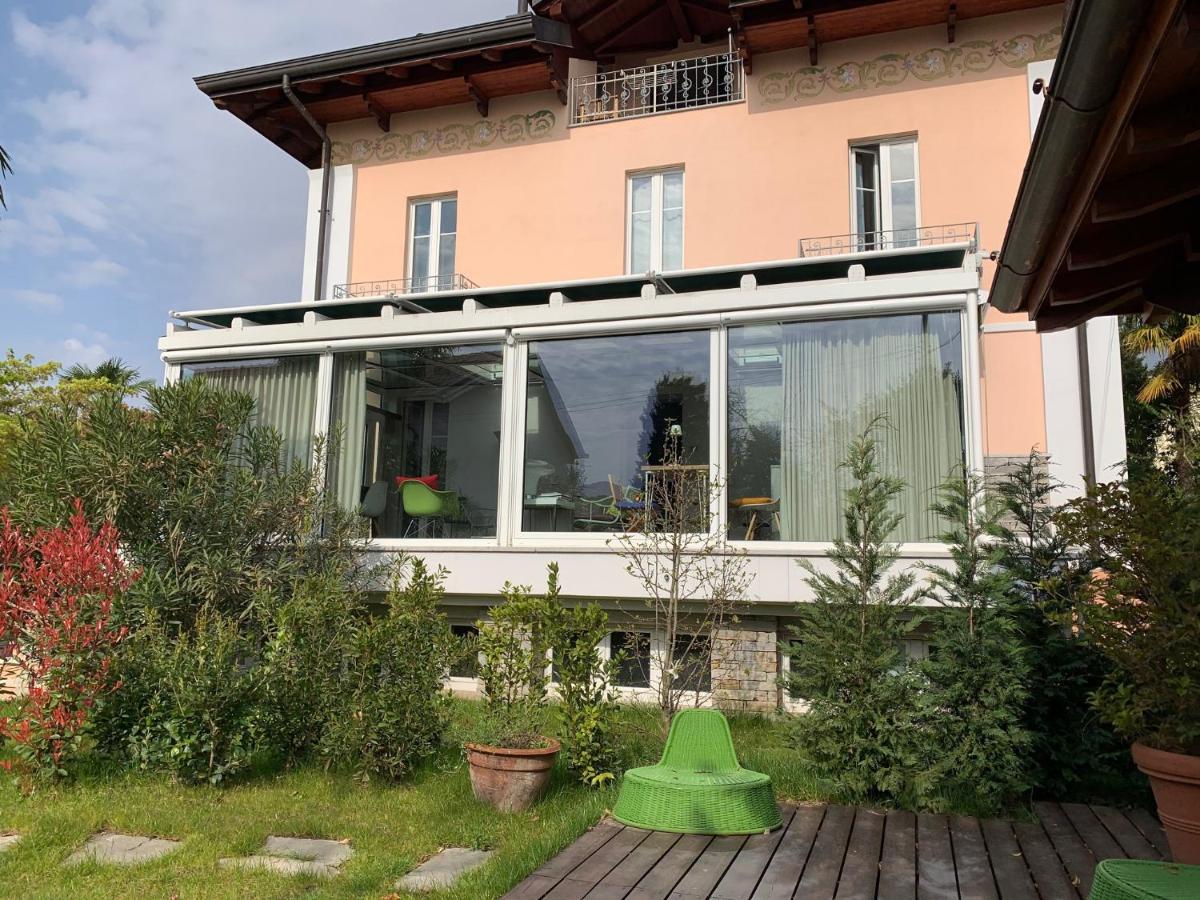 Casabella-Lago Maggiore Lesa Extérieur photo